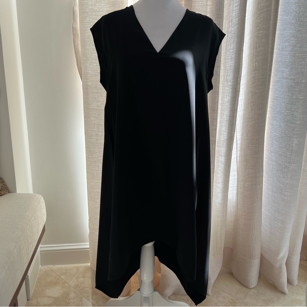 Rachael Roy Black Sleeveless V-Neck Back Pleat & Hemline Details Midi Dress